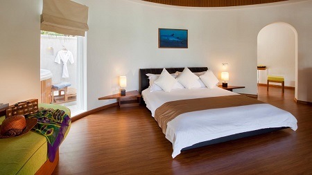 superior-beach-villa-01